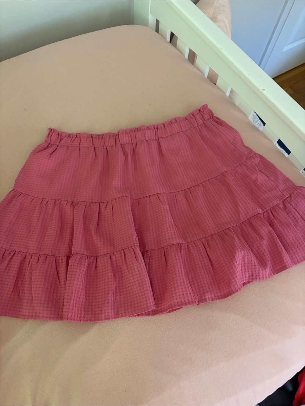 Le Lis Pink Tiered Mini Skirt